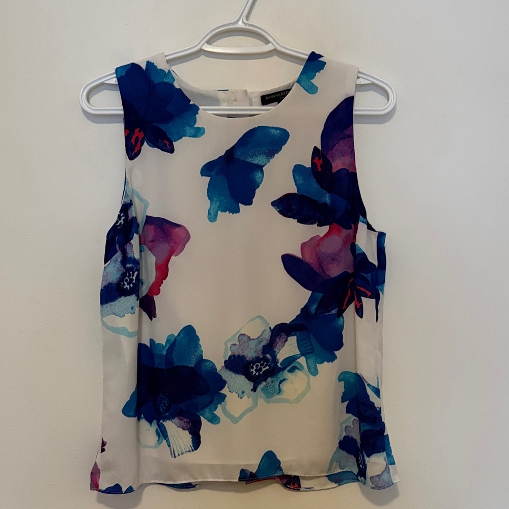 Banana Republic Sleeveless Floral Blouse - Blue and Purple